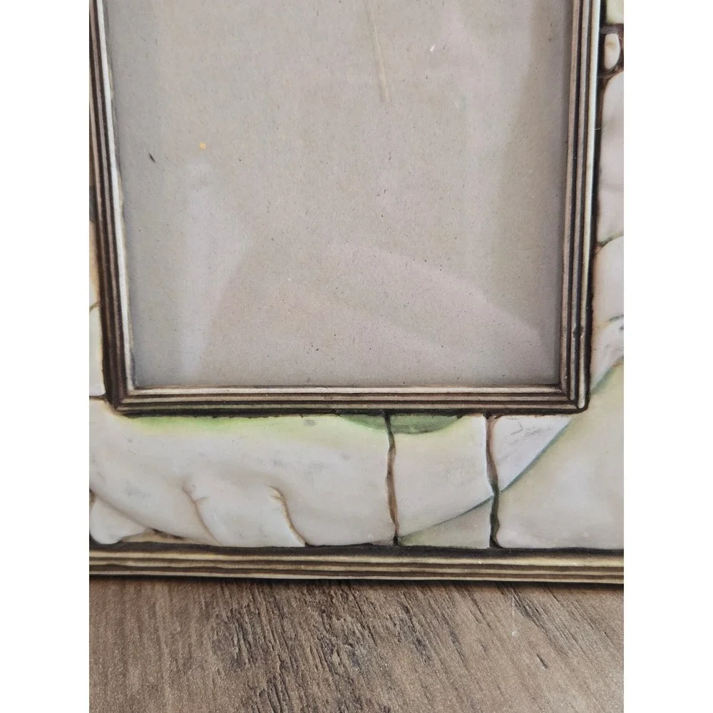Vintage Dolphin Relief 3D Resin Picture Frame 4x6 Coastal Nautical Cream RARE